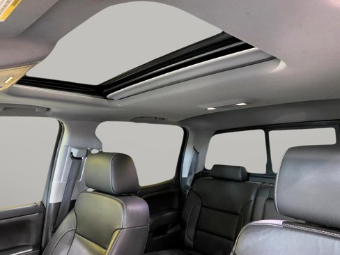 Used 2018 Chevrolet Silverado 1500 LTZ Z71 w/ Redline Edition image 18
