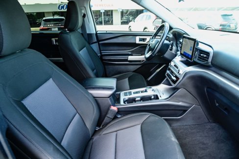 Used 2022 Ford Explorer XLT image 16