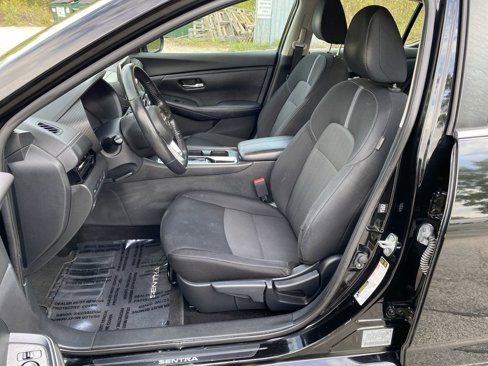 Used 2022 Nissan Sentra SV w/ All-Weather Package image 4
