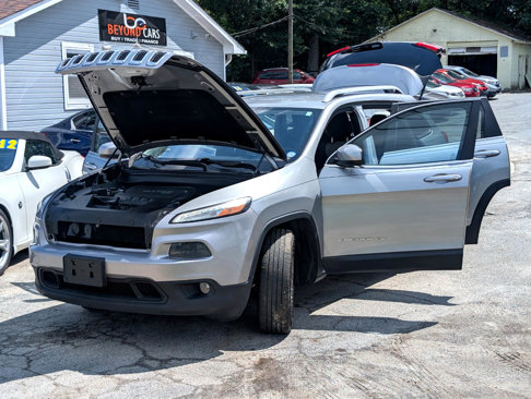 Used 2014 Jeep Cherokee Latitude image 11