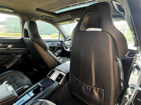 Used 2013 Porsche Panamera GTS image 64