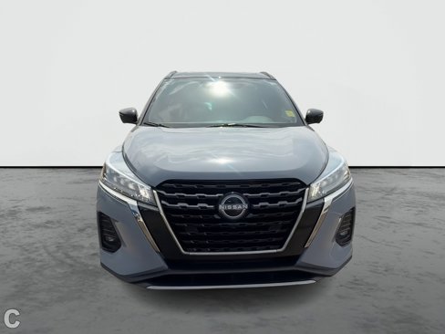 Used 2022 Nissan Kicks SR image 3