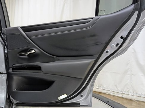 Used 2022 Lexus ES 300h w/ Premium Package image 22