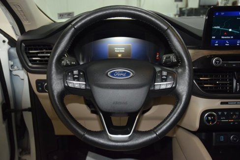 Used 2020 Ford Escape Titanium w/ Titanium Premium Package 2.0 image 38