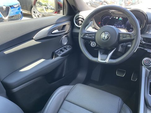 Used 2024 Alfa Romeo Tonale Veloce image 43