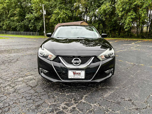 Used 2017 Nissan Maxima 3.5 S image 2