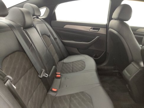 Used 2018 Hyundai Sonata Sport image 19