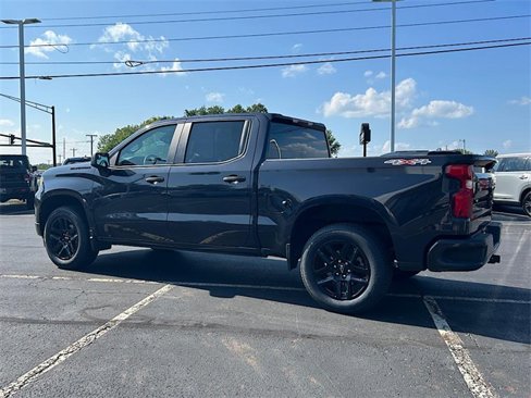Used 2023 Chevrolet Silverado 1500 Custom w/ LPO, Dark Essentials Package image 7