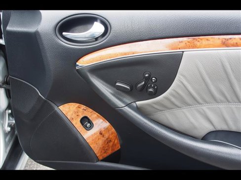 Used 2009 Mercedes-Benz CLK 350 Cabriolet image 13