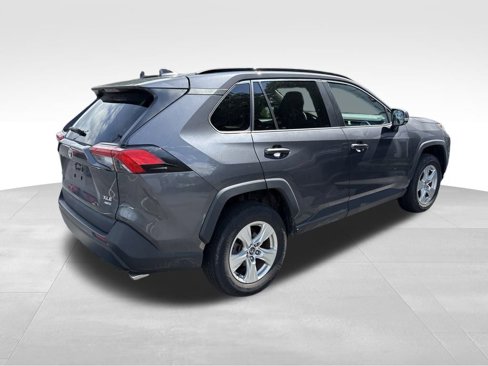 Certified 2020 Toyota RAV4 XLE image 4