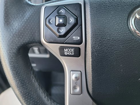 Used 2018 Toyota 4Runner SR5 Premium image 22