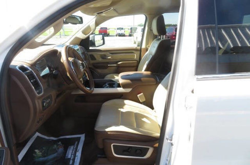 Used 2019 RAM 1500 Laramie image 13