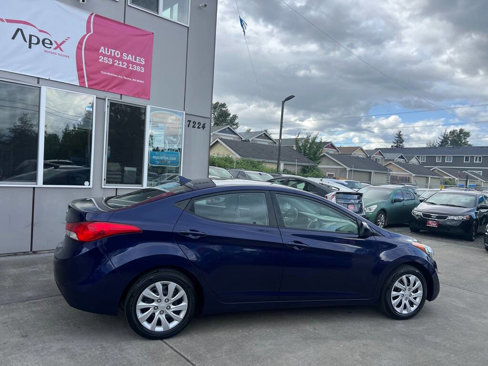 Used 2011 Hyundai Elantra GLS image 9