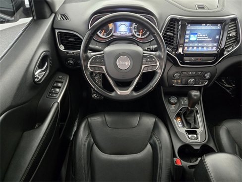 Used 2020 Jeep Cherokee Limited image 12