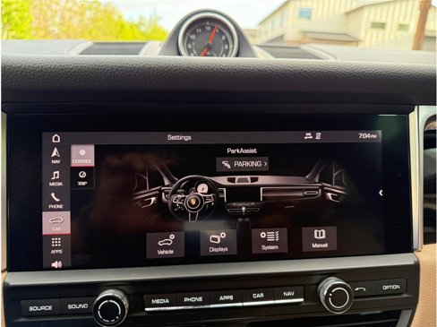 Used 2019 Porsche Macan image 18