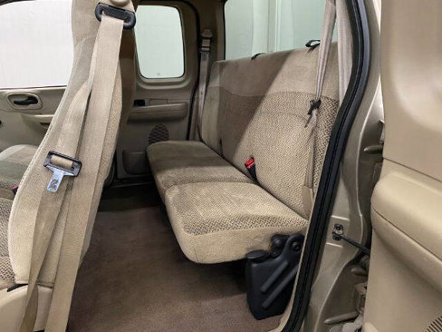Used 2001 Ford F150 XLT image 12