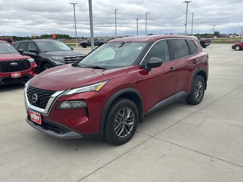 Used 2023 Nissan Rogue S image 8