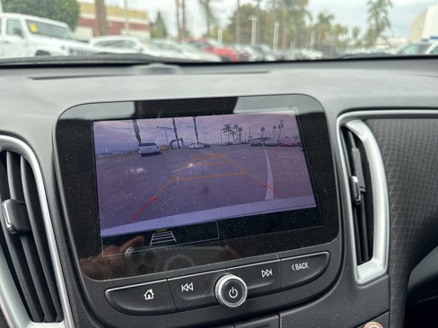 Used 2024 Chevrolet Malibu LT image 12