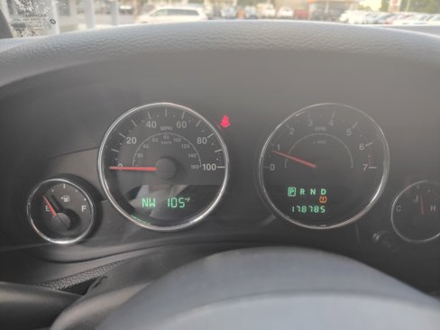 Used 2012 Jeep Wrangler Unlimited Sport image 12