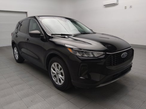 Used 2023 Ford Escape Active w/ Cold Weather Package image 13