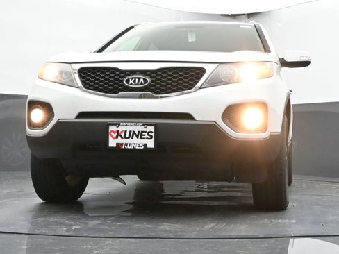 Used 2011 Kia Sorento EX w/ Premium Pkg image 21