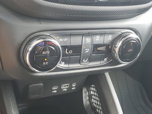 Used 2023 Chevrolet TrailBlazer LT w/ Convenience Package image 26