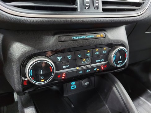 Used 2022 Ford Escape SEL w/ Technology Package image 36