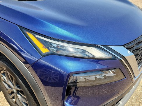 Used 2023 Nissan Rogue S image 6