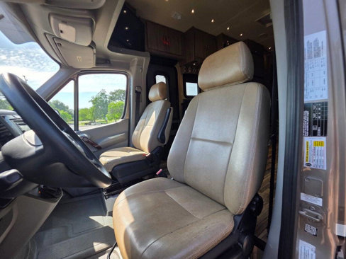 Used 2016 Mercedes-Benz Sprinter 3500 image 12