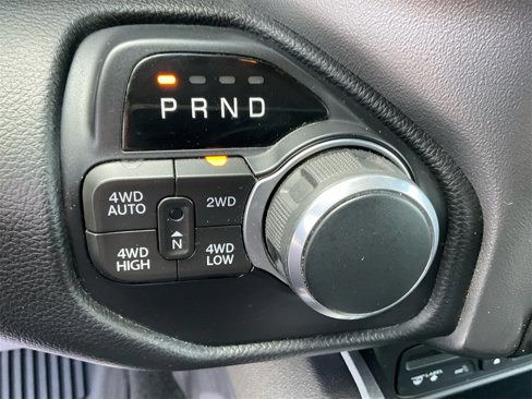Used 2019 RAM 1500 Big Horn image 29