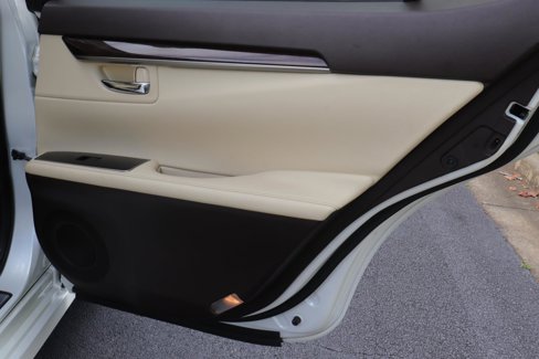 Used 2016 Lexus ES 350 image 19