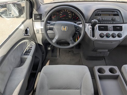 Used 2010 Honda Odyssey LX image 17