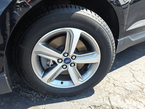 Used 2019 Ford Edge SEL image 53