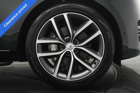 Used 2024 Land Rover Range Rover SE image 35