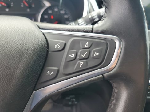 Used 2019 Chevrolet Equinox LT w/ Driver Convenience Package image 17