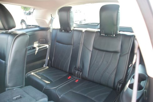 Used 2013 INFINITI JX35 AWD w/ Premium Pkg image 23