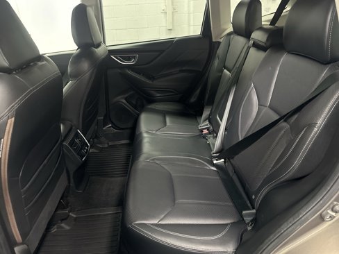 Used 2020 Subaru Forester Limited image 39