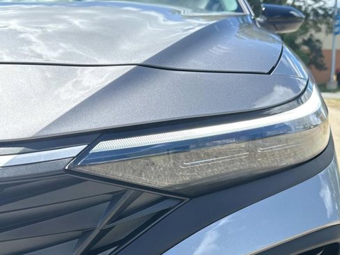 New 2025 Hyundai Elantra Sport image 10