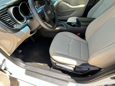 Used 2015 Kia Optima LX image 32