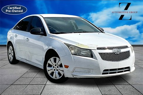 Used 2014 Chevrolet Cruze LS image 12