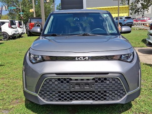Certified 2023 Kia Soul S image 2