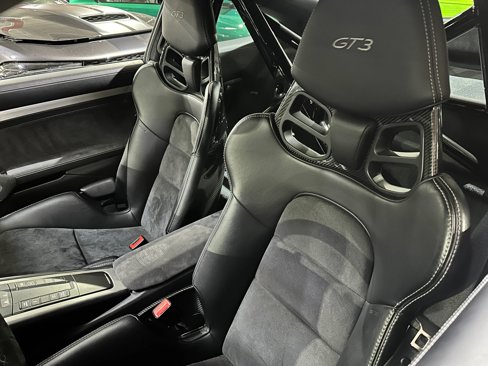 Used 2016 Porsche 911 GT3 image 8