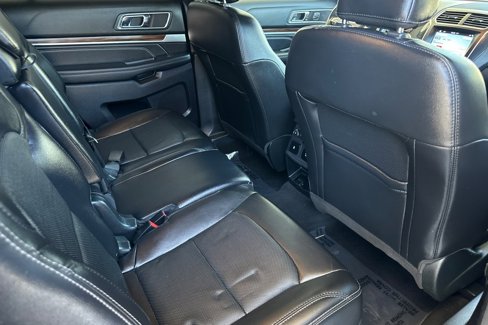 Used 2019 Ford Explorer Limited w/ Class III Trailer Tow Package image 20