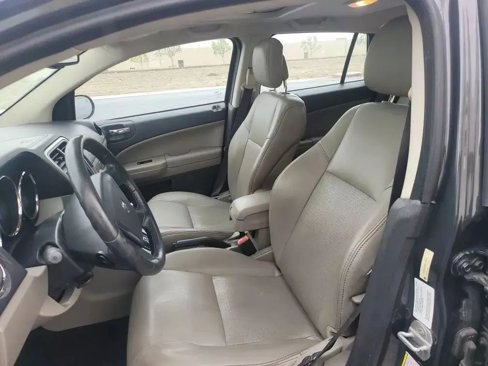 Used 2011 Dodge Caliber Uptown image 9