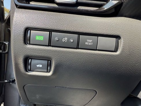 Used 2022 Nissan Sentra SV image 19