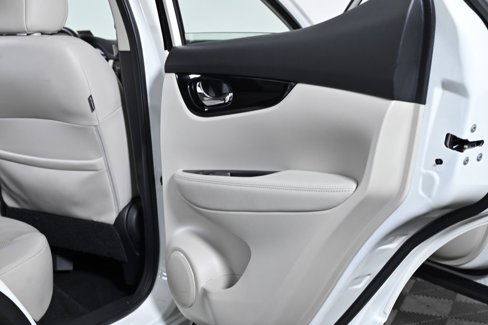 Certified 2022 Nissan Rogue Sport SV w/ Technology Package image 29