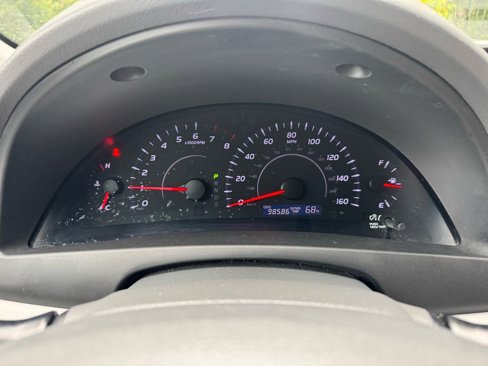 Used 2010 Toyota Camry LE image 28