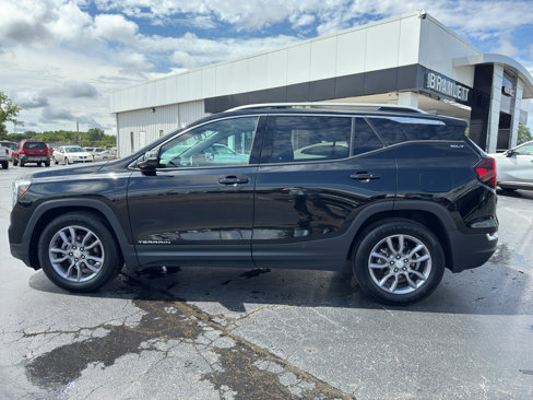 Certified 2023 GMC Terrain SLT image 8