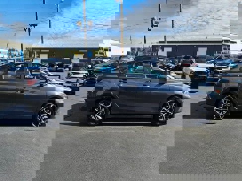 Used 2023 Kia Forte LXS image 2