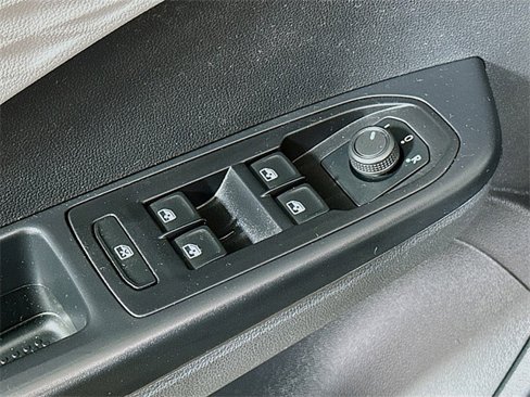 Used 2024 Volkswagen Taos S image 18